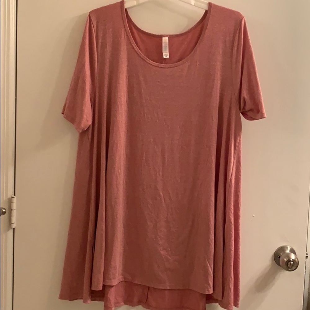 Lularoe top size 2xl